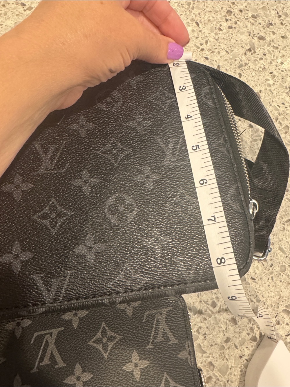Source Unknown Black and Gray Monogram Crossbody Bag - Picture 3 of 6